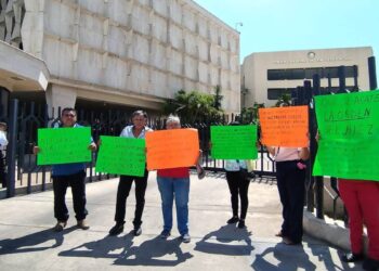 obra CFE en Carmen Romano