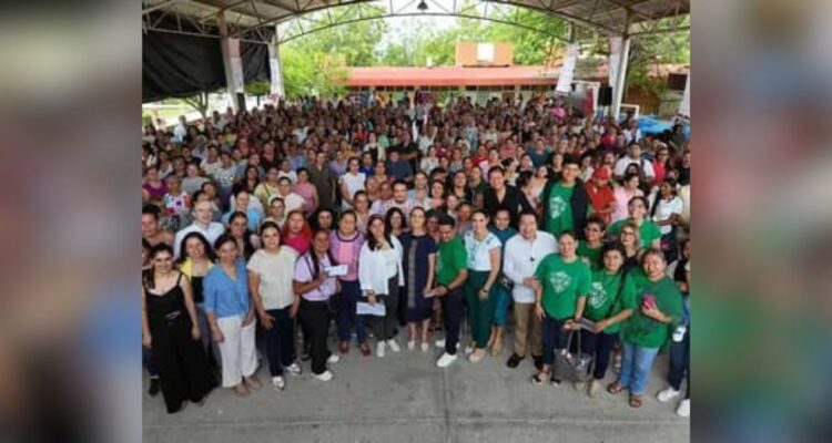 programas sociales en Colima