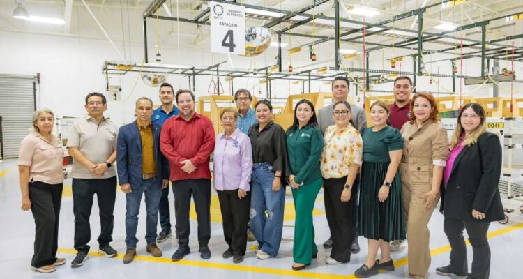 reconocimiento a docentes en Nuevo Laredo
