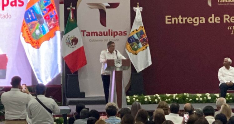 reconocimiento a maestros en Tamaulipas