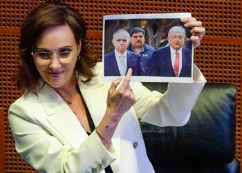 senadora Lilly Téllez