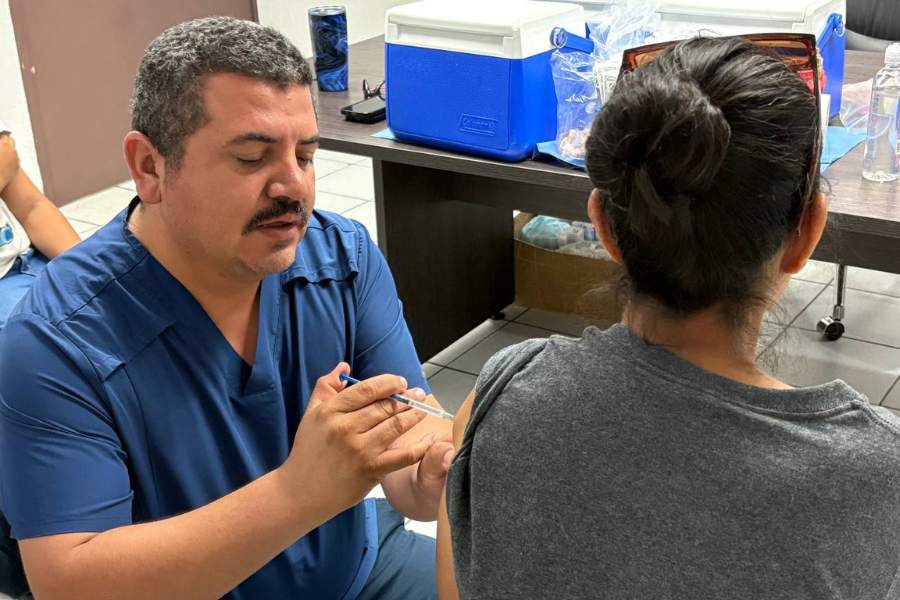 vacunación contra el sarampión en Nuevo Laredo