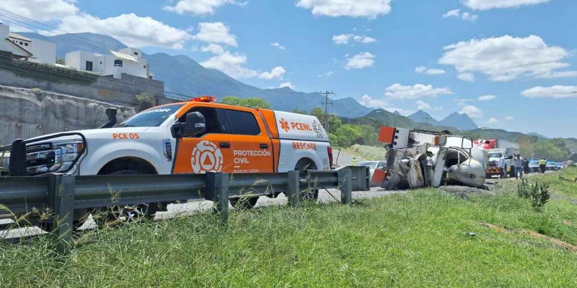 volcadura tráiler Santiago