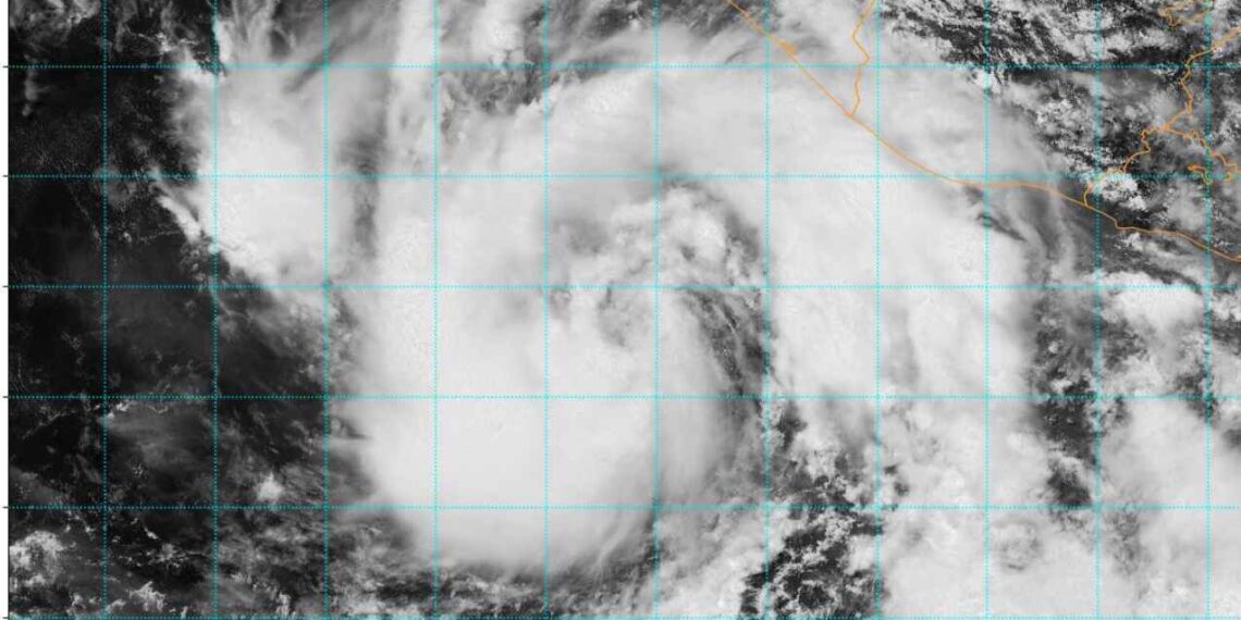 ¿Cómo se ve la tormenta tropical 'Erick' a horas de tocar tierra en México