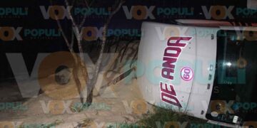 ¿Qué se sabe del tráiler volcado en la carretera Rumbo Nuevo