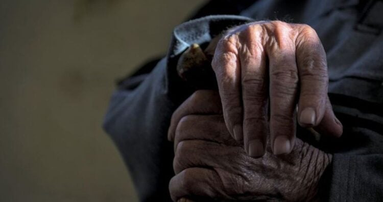 Abuelo muere al defender a su nieta de un intento de secuestro en Veracruz