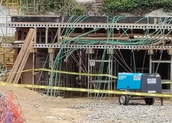 Albañil muere de un presunto paro en plena jornada laboral en San Pedro, NL