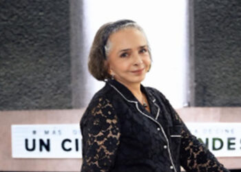 Ana Martín recibe homenaje en el GIFF y lo comparte con todo su equipo