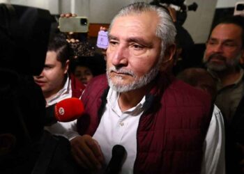 Arriba Adán Augusto López al Consejo Nacional de MORENA tras la polémica de Hernán Bermúdez