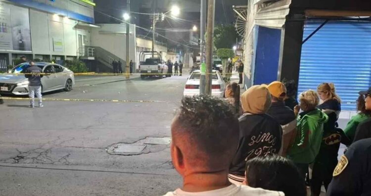 Asesinan automovilista en Iztapalapa