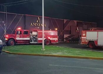Atacan y queman el bar Amnesia en San Luis Potosí; hay varios heridos y sin detenidos