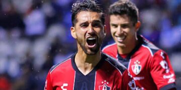 Atlas se impone a Puebla en el arranque del Apertura 2025