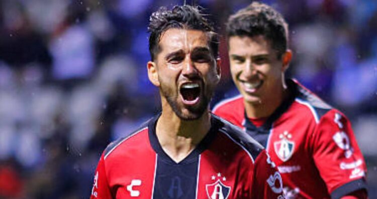 Atlas se impone a Puebla en el arranque del Apertura 2025