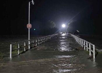 Aumenta el nivel del río en el rancho San Manuel de Xicoténcatl, Tamaulipas; autoridades han iniciado la evacuación de personas