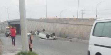 vehículo Calzada de Los Héroes