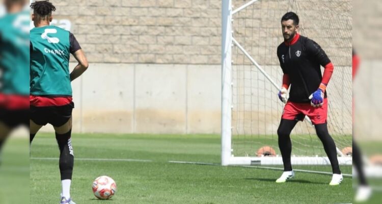 Camilo Vargas Atlas FC