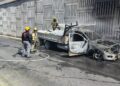 Camión de carga se incendia en Monterrey, Nuevo León