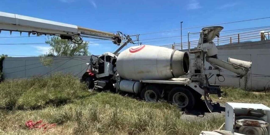 revolvedora poste de luz Montemorelos