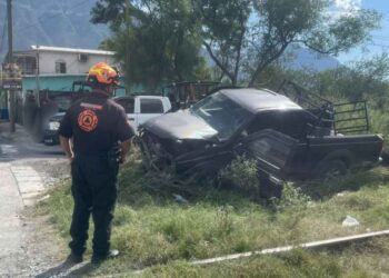 camioneta destrozada tren Hidalgo