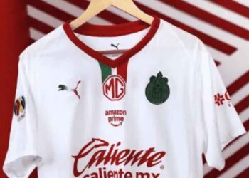 Chivas presenta su jersey visitante inspirado en el Mundial 2026