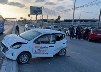 Choque múltiple en carretera Río Bravo-Reynosa deja dos heridos