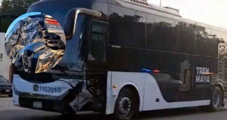 Conductor de autobús del Tren Maya huye tras chocar en Tulum, Quintana Roo