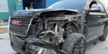 Conductor ebrio choca contra tres autos estacionados en Matamoros, Tamaulipas