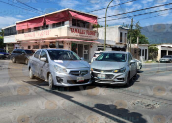 Confusión en el semáforo termina en choque en Cd. Victoria, Tamaulipas