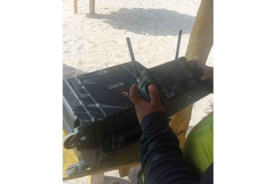 Continúa la búsqueda de joven que se lanzó al río Pánuco desde la escollera de Playa Miramar