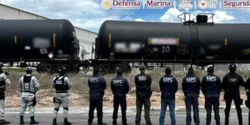 Decomisan más de 15 millones de litros de huachicol en Coahuila; el aseguramiento más grande en la presente administración