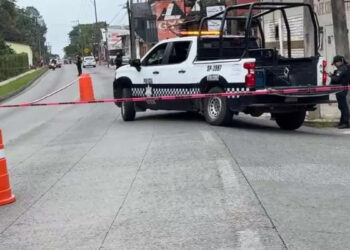 Detienen a hombre que caminaba con una cabeza humana en Coatepec, Veracruz