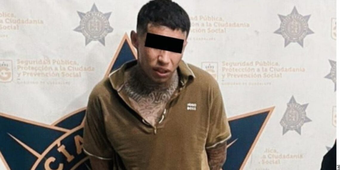 Detienen a hombre que robó Oxxo y encerró a encargada en cuarto frío en Guadalupe, Nuevo León