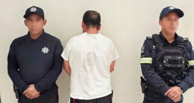 Detienen en Ozumba a falso vendedor que asaltó a adulto mayor en su casa