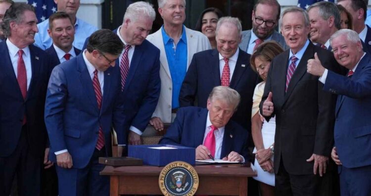Trump ambicioso proyecto Ley