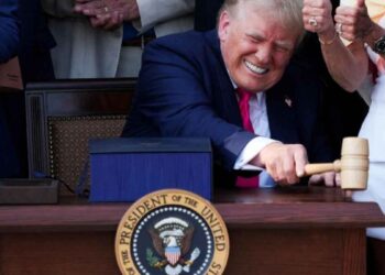 Donald Trump publica cartas con los aranceles que pretende imponer a más países: ¿Cuáles son?