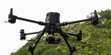 Dron lanza explosivo sobre Policía en Uriangato; autoridades descartan daños y piden denunciar