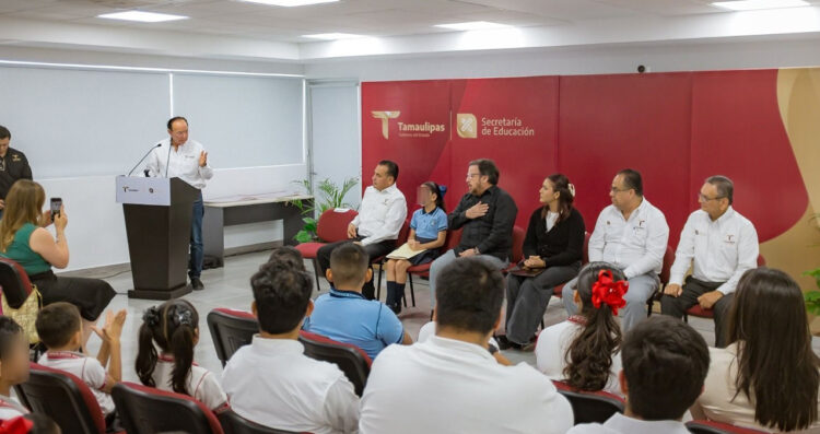 Entrega SET becas “Avanza Tamaulipas” y “Futuro Tamaulipas”