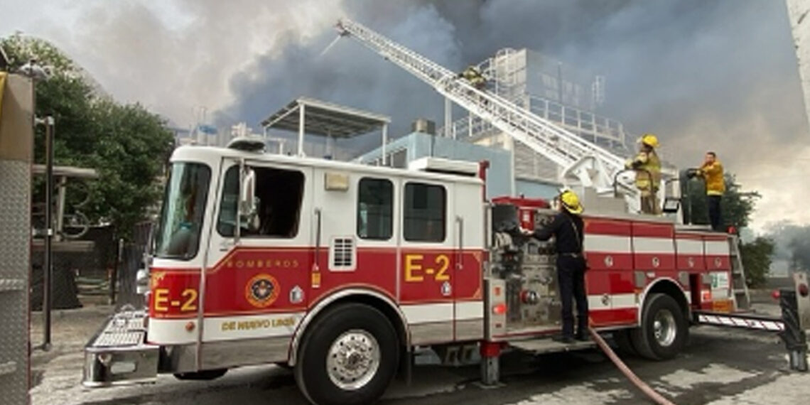 Evacúan asilo San Pedro