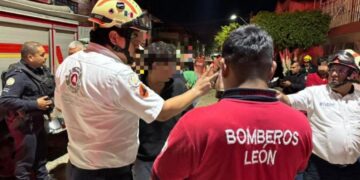 Explosión por tanque de gas en León deja nueve personas heridas