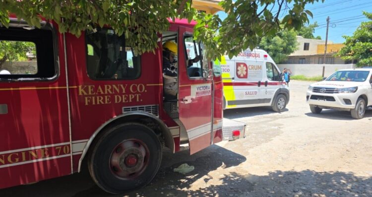 Flamazo en camioneta deja a una persona con quemaduras en Cd. Victoria, Tamaulipas