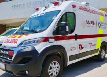 Gestiona Turismo ambulancia para periodo vacacional en Playa Miramar de Ciudad Madero, Tamaulipas