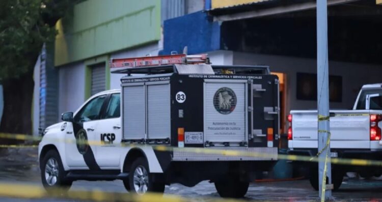 Hallan el cuerpo de una mujer en terreno baldío de García, Nuevo León; investigan posible feminicidio