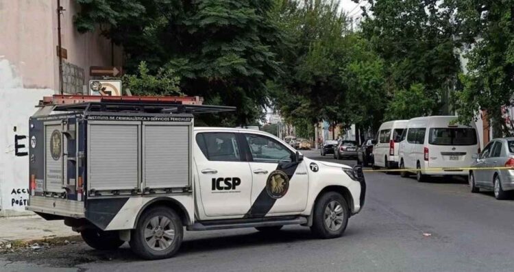 hombre sin vida Centro Monterrey