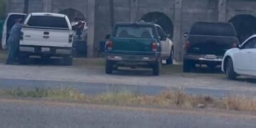 Hombre muere al chocar camioneta contra pared en quinta de Linares, Nuevo León