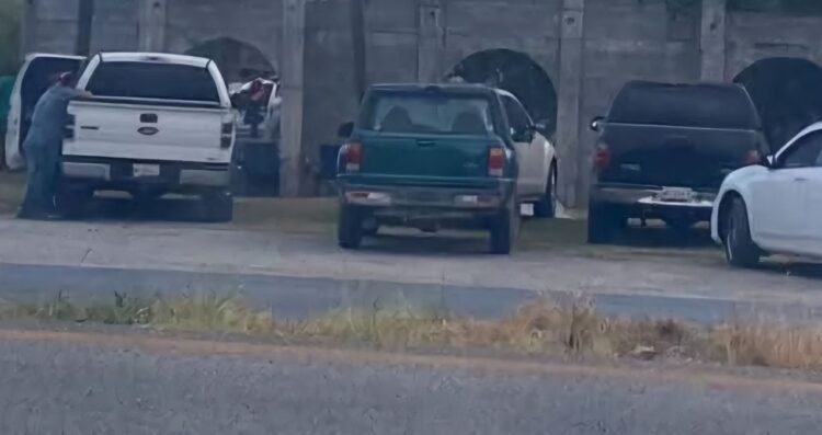 Hombre muere al chocar camioneta contra pared en quinta de Linares, Nuevo León