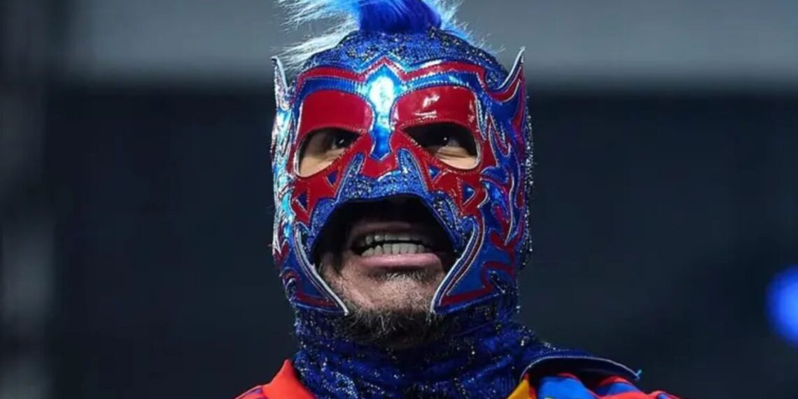 Hospitalizan a El Escorpión Dorado y enciende las alertas en redes sociales