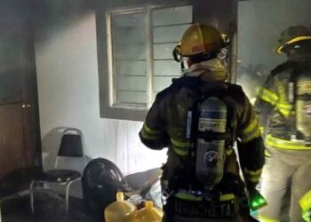Incendio consume cuarto San Pedro