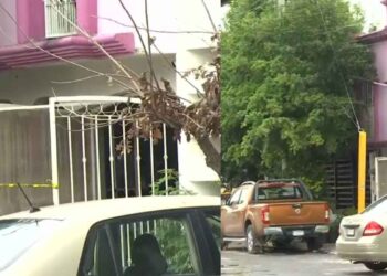 Un adulto mayor perdió la vida la madrugada de este jueves tras un incendio en su vivienda, ubicado en la Colonia Paseo de las Palmas, en Apodaca. El siniestro se registró alrededor de las 05:45 horas en la calle Linaza, entre Irlanda y Las Palmas. Según los primeros reportes, el fuego consumió varios muebles en la segunda planta de la vivienda. Adulto mayor muere en incendio dentro de su vivienda en Apodaca Aunque aún no se determina con exactitud qué lo provocó, no se descarta que haya sido un cortocircuito en algún aparato o conexión eléctrica. La víctima, identificada como Romeo Reyna, de 63 años, se encontraba solo en casa, ya que su esposa presuntamente estaba cuidando a dos de nietos. Elementos de Bomberos de Nuevo León y de Protección Civil de Apodaca acudieron al llamado de emergencia. Una vez que lograron controlar el fuego, encontraron al hombre inconsciente en la planta alta. Aunque no presentaba quemaduras visibles, al revisarlo confirmaron que ya había fallecido. Se presume que murió por intoxicación a causa del humo. Hasta ahora, las autoridades continúan con las investigaciones para esclarecer las causas del incendio.