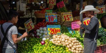 Inflación en México baja a 4.32% en junio: Estos son los productos que aumentaron y disminuyeron, según el INEGI