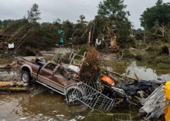Inundaciones en Texas dejan 27 muertos; hay 9 menores entre las víctimas